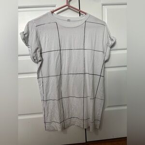 Lululemon t shirt